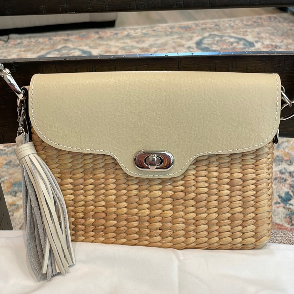 Elegant Cream and Tan Crossbody Bag